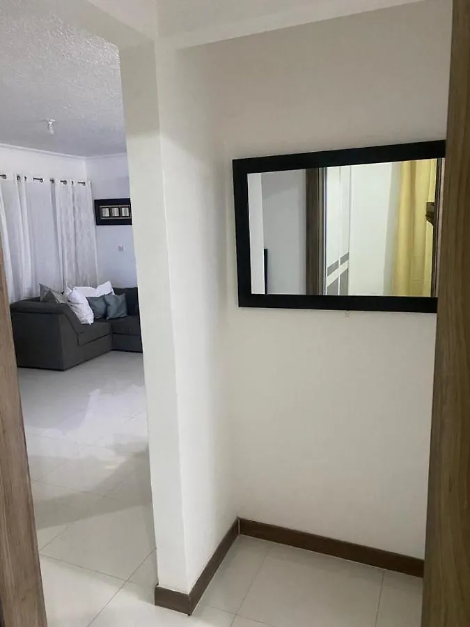 Luxury Apartment With Pool - Kensington Gate - New Kingston