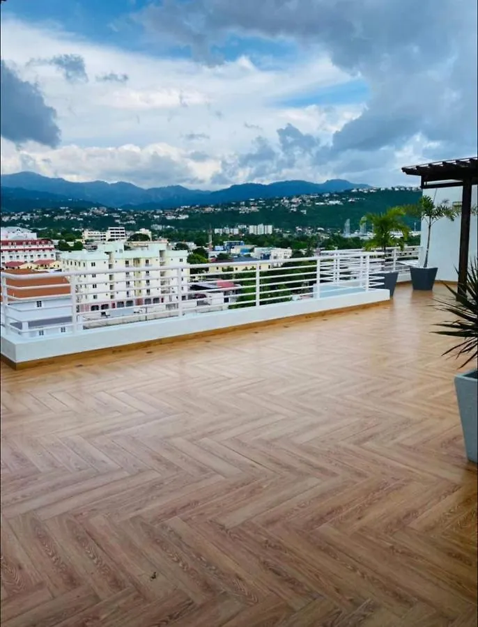Luxury Apartment With Pool - Kensington Gate - New Kingston